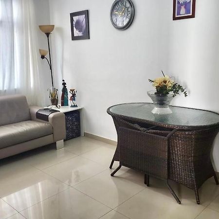Apartamento Na Praia Do Forte カボ・フリオ エクステリア 写真